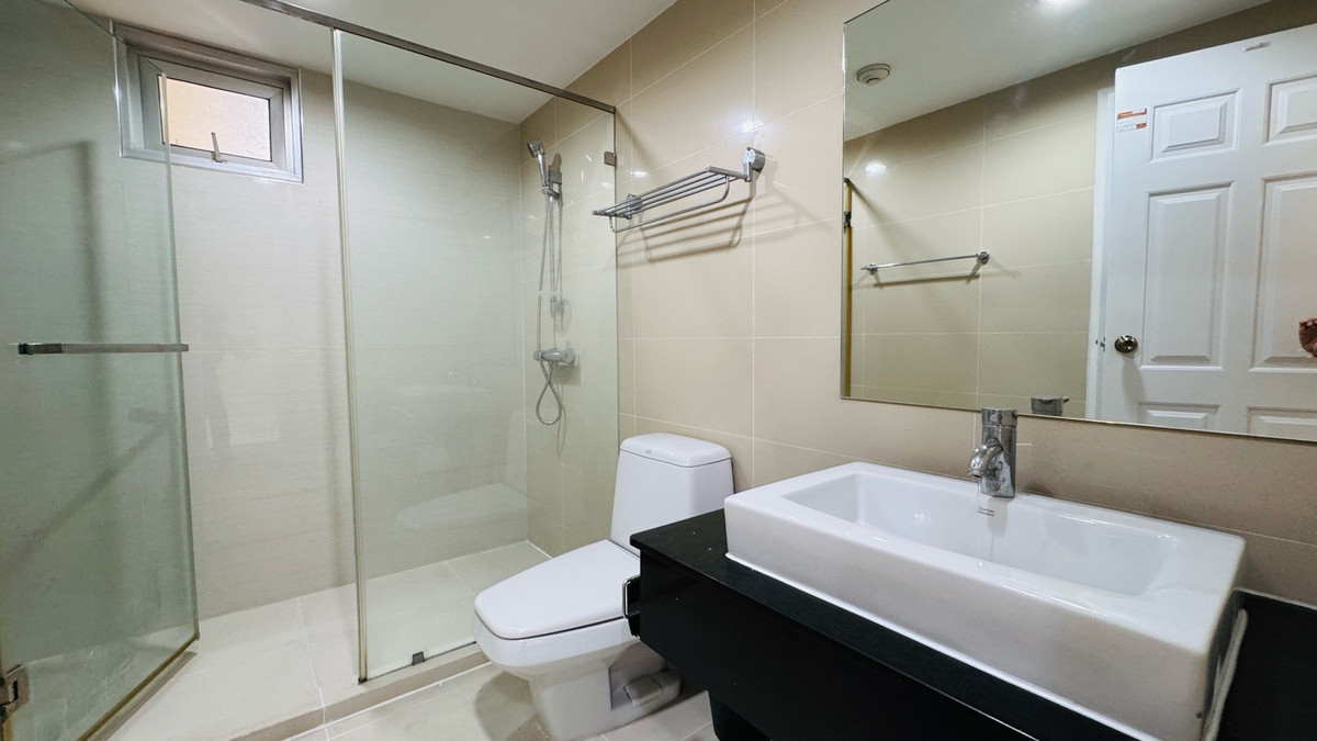 ขายคอนโดพระราม 9 เพชรบุรีตัดใหม่ RCA : ขาย! คอนโดพระรามเก้า ห้องใหญ่ วิวสวย  ราคาคุ้ม อยู่เองก็ดี ลงทุนก็ปัง