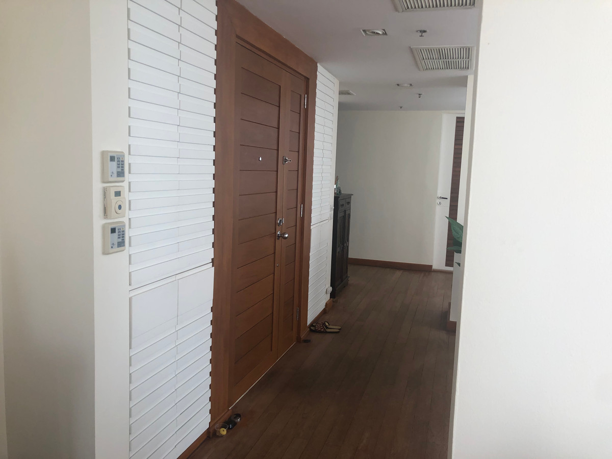 For SaleCondoWitthayu, Chidlom, Langsuan, Ploenchit : 💎🔥 [RARE ITEM] The ultimate ULTRA LUXURY investment! Penthouse Condo Langsuan 330 sq m, entire floor! Sold with tenant! Dont miss it! Langsuan Ville (Langsuan Ville) | 330 sq m (3 Bed) | 39th floor | Price 60 million baht | Free transfer fee! For purchase