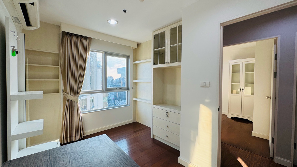 ขายคอนโดพระราม 9 เพชรบุรีตัดใหม่ RCA : ขาย! คอนโดพระรามเก้า ห้องใหญ่ วิวสวย  ราคาคุ้ม อยู่เองก็ดี ลงทุนก็ปัง