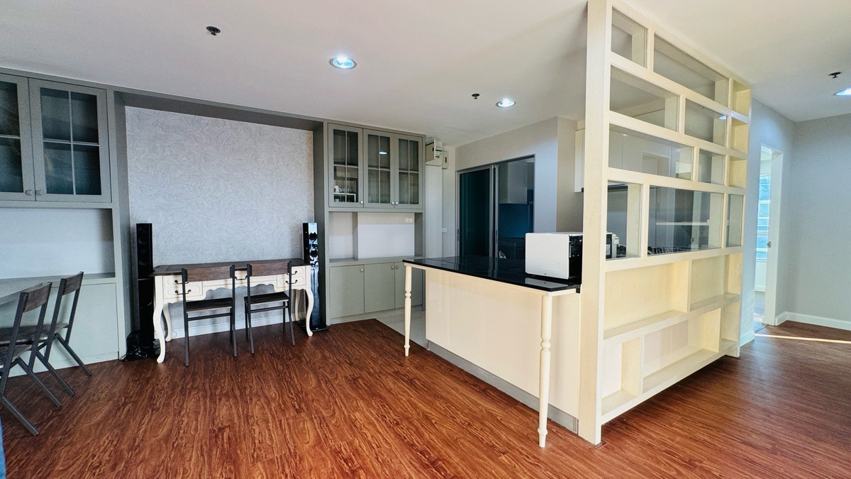 ขายคอนโดพระราม 9 เพชรบุรีตัดใหม่ RCA : ขาย! คอนโดพระรามเก้า ห้องใหญ่ 
วิวสวย  ราคาคุ้ม อยู่เองก็ดี ลงทุนก็ปัง

