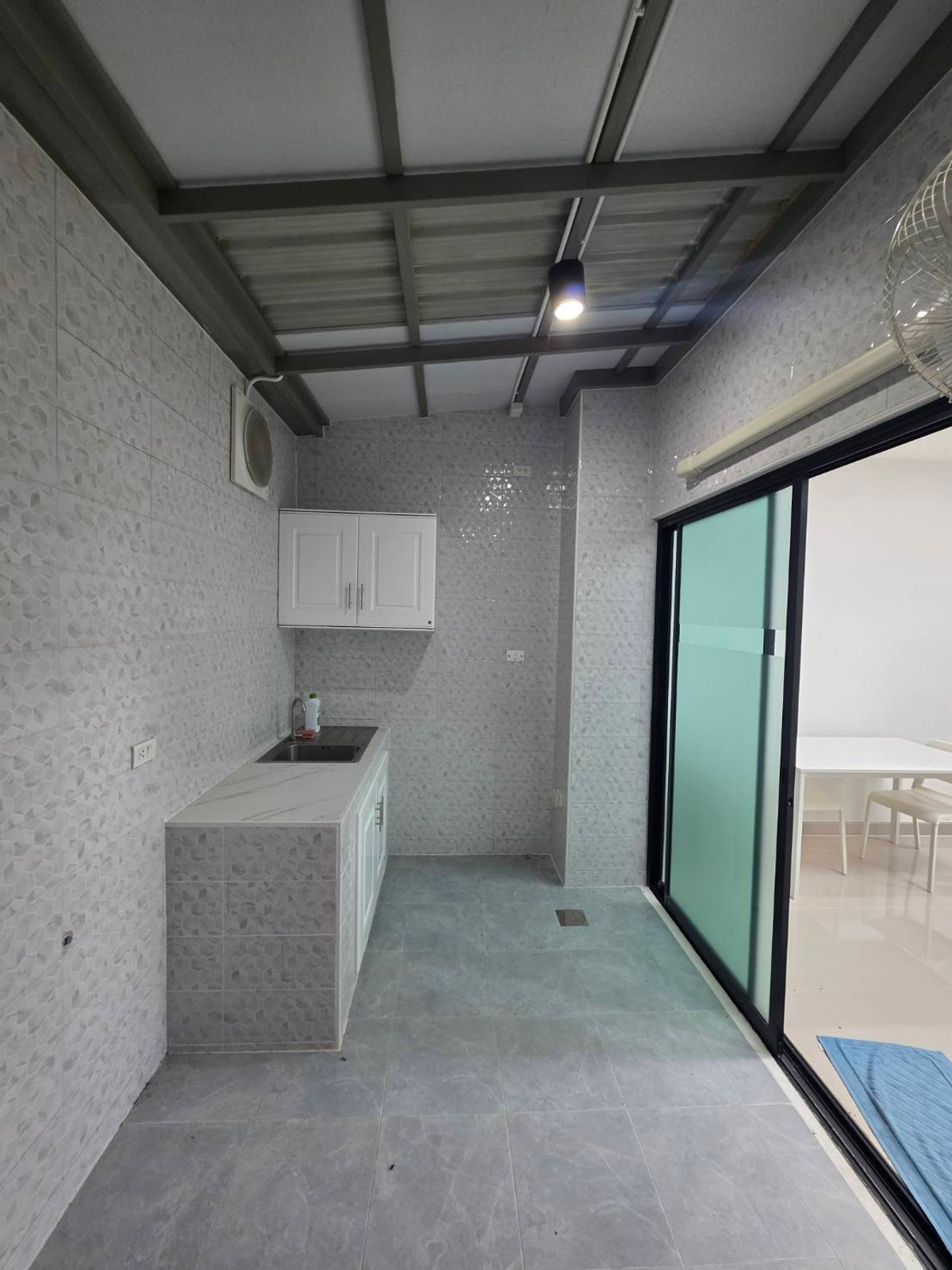 ให้เช่าทาวน์โฮมนวมินทร์ รามอินทรา : ให้เช่าทาวน์โฮม พรีเมี่ยม เพลส พหลโยธิน - รามอินทรา ใกล้ บิ๊กซี ดอนเมือง (สะพานใหม่) เพียง 5 นาที