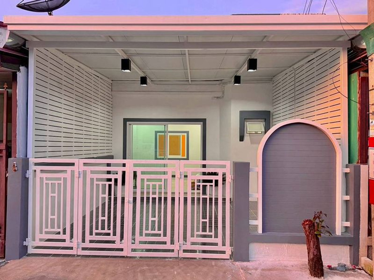 ขายทาวน์โฮมนนทบุรี บางใหญ่ บางบัวทอง : ขายทาวน์เฮ้าส์ ชั้นเดียว หมู่บ้านพิมลราช 1 ซอย 14 ติดถนนบ้านกล้วย-ไทรน้อย เนื้อที่ 18 ตาราง 2 ห้องนอน ตำบลพิมลราช อำเภอบางบัวทอง จังหวัดนนทบุรี