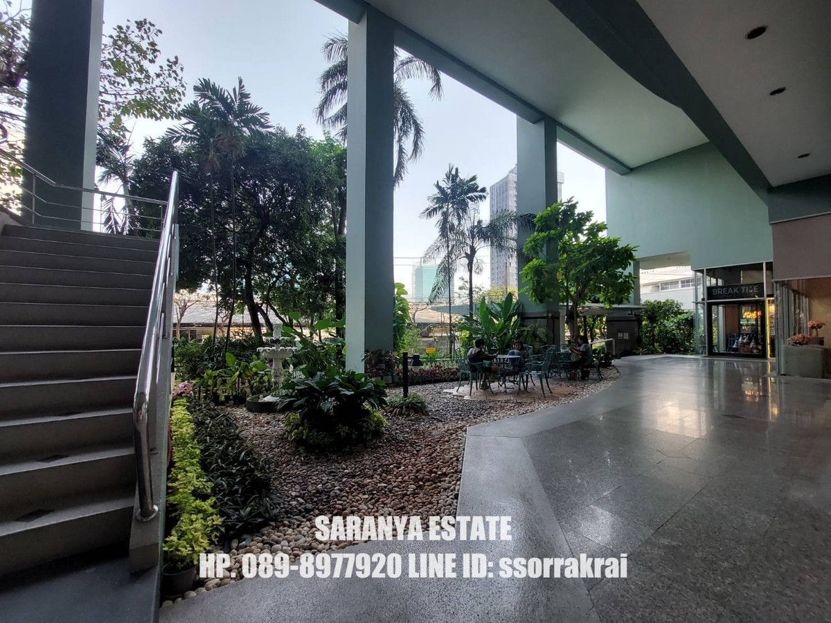 For SaleCondoKasetsart, Ratchayothin : Supalai Park Phahon Yothin 21 for sale Next to BTS Phahon Yothin 24/The Central Phahon Yothin 87 sq m. 2 bedrooms, 2 bathrooms, 1 balcony Price: Bht. 5,750,000  AG : Saranya 0898977920 Line ID: ssorrakrai