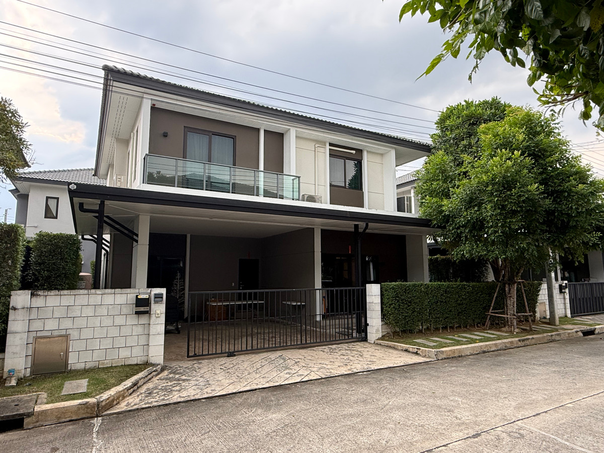 บ้านพระราม 5 ราชพฤกษ์ บางกรวย : ขายหรือให้เช่า บ้านเดียวพร้อมอยู่แค่เอาตัวเข้ามาอยู่ได้เลย  52.6 ตรว พื้นที่ใช้สอย 210 ตรม