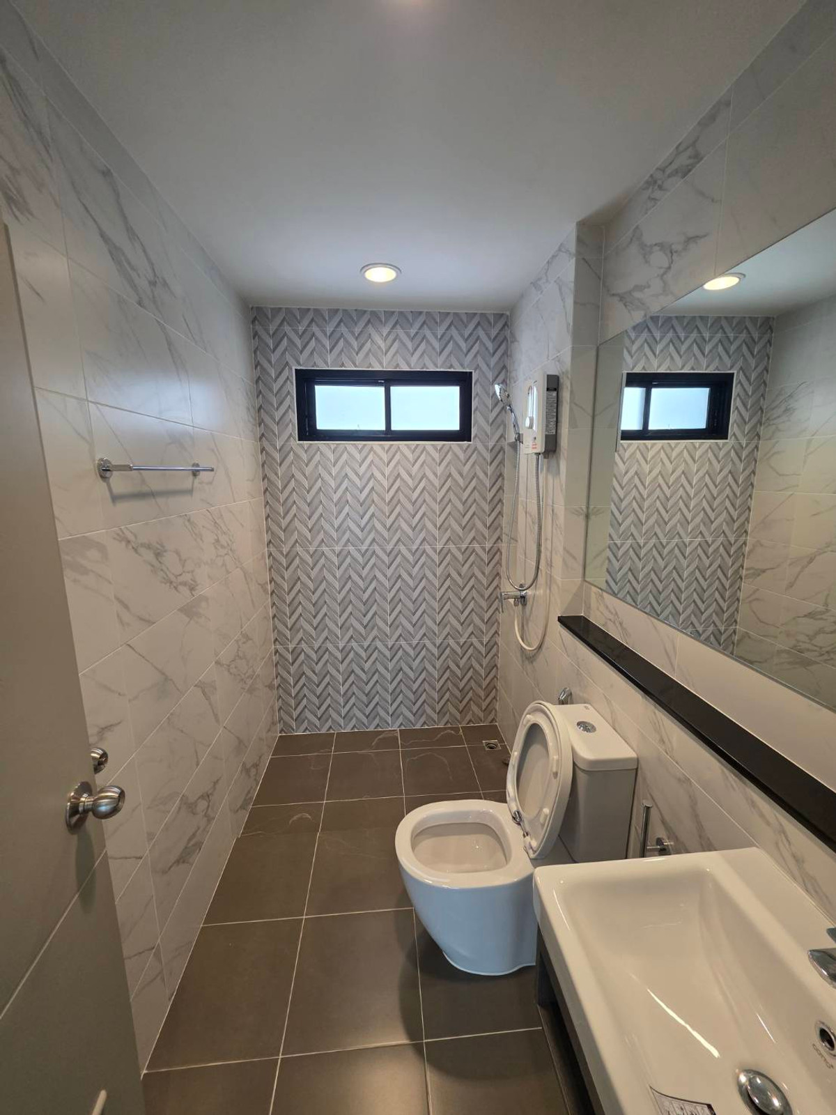 ให้เช่าทาวน์โฮมนวมินทร์ รามอินทรา : ให้เช่าทาวน์โฮม พรีเมี่ยม เพลส พหลโยธิน - รามอินทรา ใกล้ บิ๊กซี ดอนเมือง (สะพานใหม่) เพียง 5 นาที