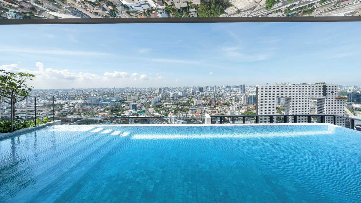 For SaleCondoKasetsart, Ratchayothin : ✨ Accept a loss, urgent sale Mazarine Ratchayothin, a golden opportunity for people who want a luxury condo at a special price 🎉