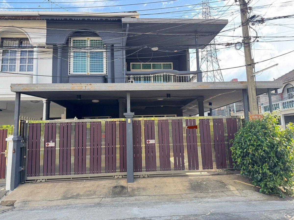 ให้เช่าทาวน์โฮมรัชดา ห้วยขวาง : 💕Huai Khwang Houseบ้านเช่าห้วยขวาง 5ห้องนอน2ห้องน้ำ รัชดา18 ใกล้MRTห้วยขวาง แอร์ทุกห้องรีโนเวทใหม่ 💕 ว่างพร้อมอยู่✨