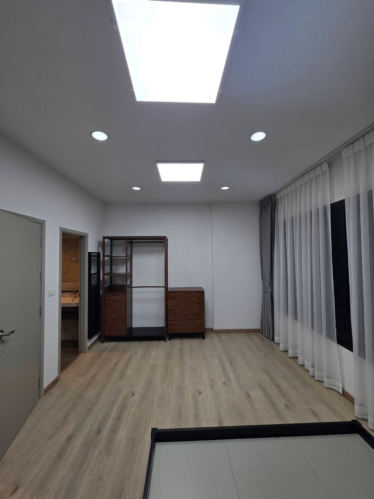 ให้เช่าทาวน์โฮมนวมินทร์ รามอินทรา : ให้เช่าทาวน์โฮม พรีเมี่ยม เพลส พหลโยธิน - รามอินทรา ใกล้ บิ๊กซี ดอนเมือง (สะพานใหม่) เพียง 5 นาที