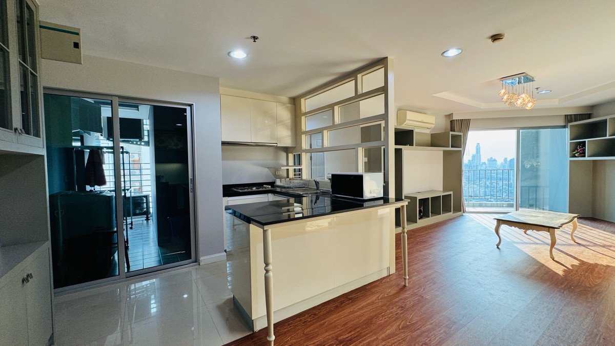 ขายคอนโดพระราม 9 เพชรบุรีตัดใหม่ RCA : ขาย! คอนโดพระรามเก้า ห้องใหญ่ วิวสวย  ราคาคุ้ม อยู่เองก็ดี ลงทุนก็ปัง