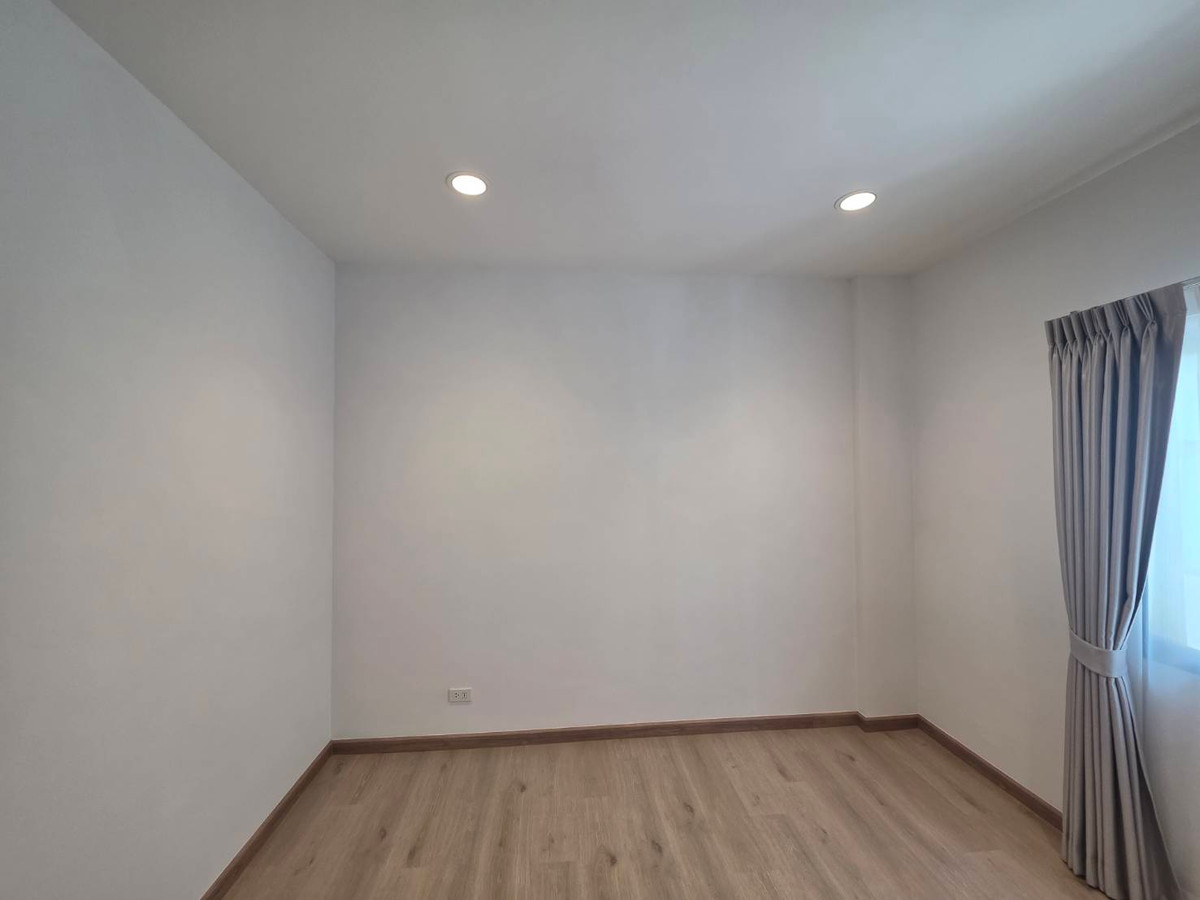 ให้เช่าทาวน์โฮมนวมินทร์ รามอินทรา : ให้เช่าทาวน์โฮม พรีเมี่ยม เพลส พหลโยธิน - รามอินทรา ใกล้ บิ๊กซี ดอนเมือง (สะพานใหม่) เพียง 5 นาที