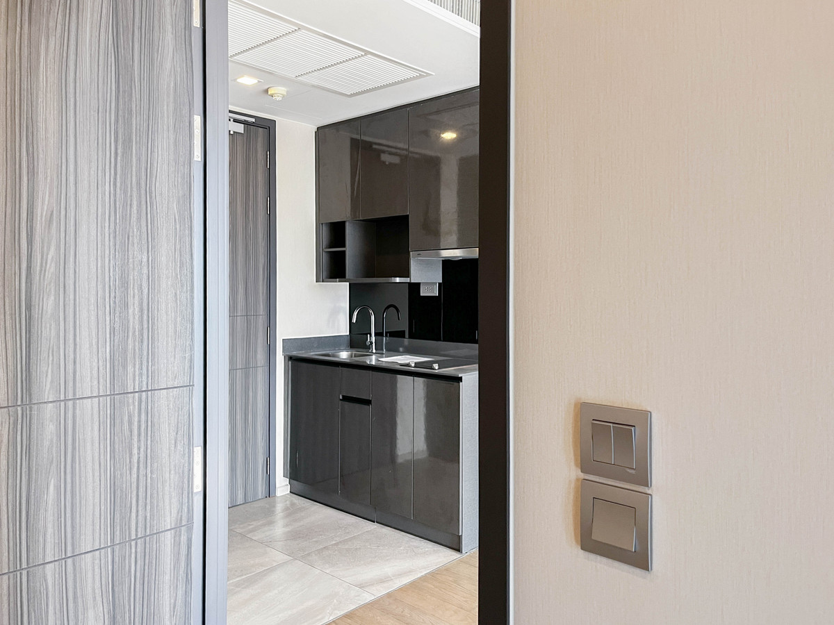 ขายคอนโดสุขุมวิท อโศก ทองหล่อ : F.Q. ขายคอนโด Ashton Asoke ราคา 7,680,000 บาท [SHN00069]