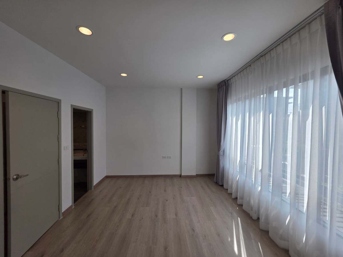 ให้เช่าทาวน์โฮมนวมินทร์ รามอินทรา : ให้เช่าทาวน์โฮม พรีเมี่ยม เพลส พหลโยธิน - รามอินทรา ใกล้ บิ๊กซี ดอนเมือง (สะพานใหม่) เพียง 5 นาที