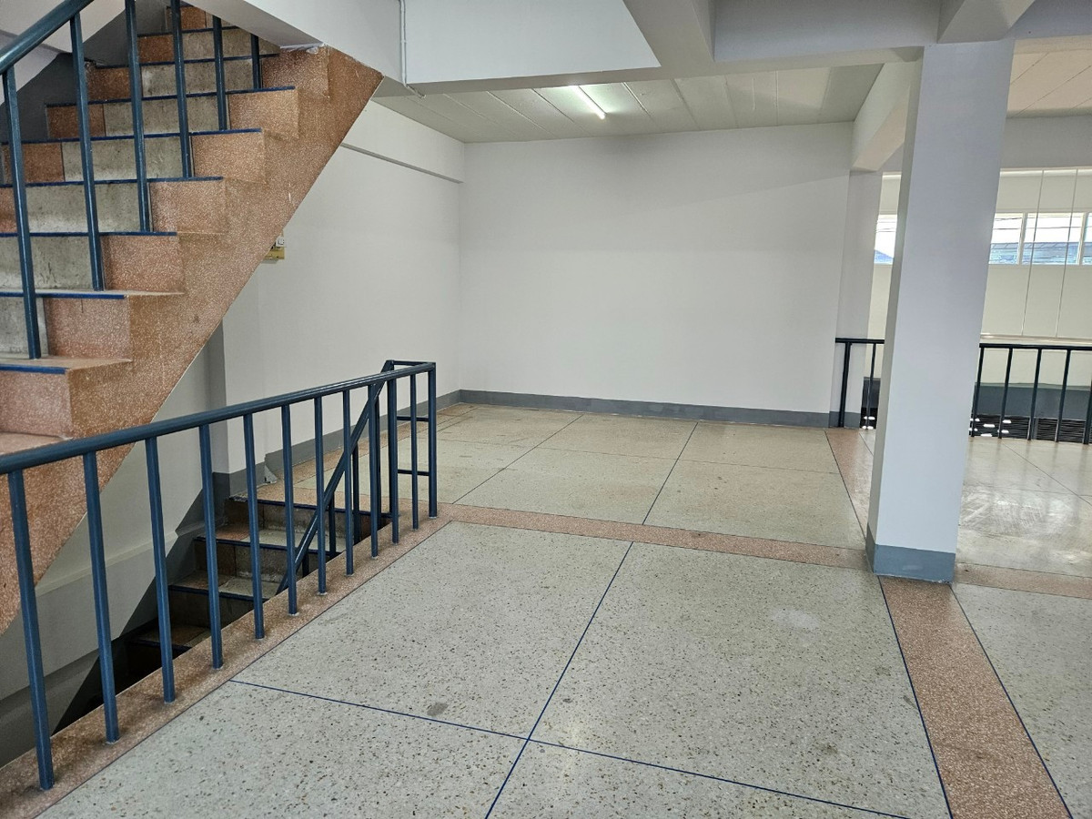 ให้เช่าอาคารพาณิชย์นครปฐม : ให้เช่า อาคารพาณิชย์ ใกล้ บิ๊กซี อ้อมใหญ่ เพียง 7 นาที