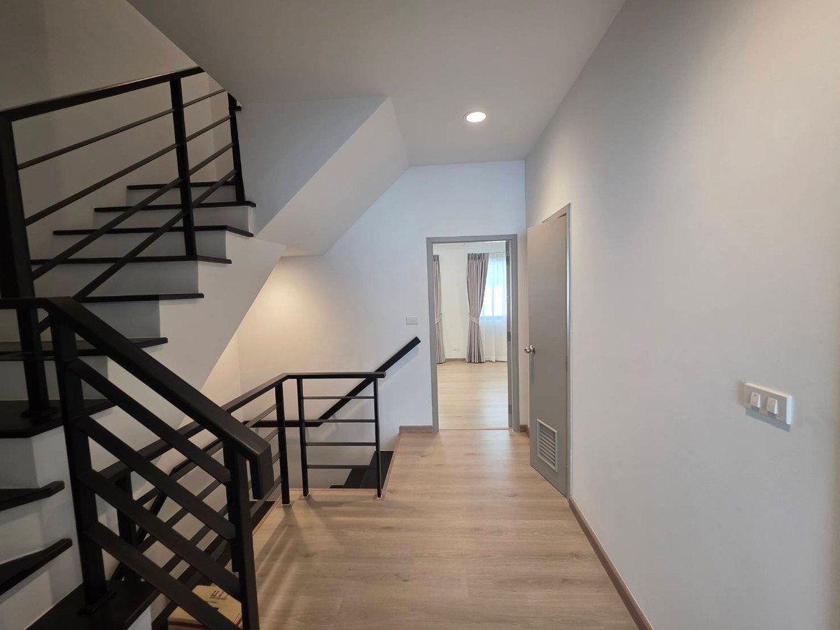 ให้เช่าทาวน์โฮมนวมินทร์ รามอินทรา : ให้เช่าทาวน์โฮม พรีเมี่ยม เพลส พหลโยธิน - รามอินทรา ใกล้ บิ๊กซี ดอนเมือง (สะพานใหม่) เพียง 5 นาที