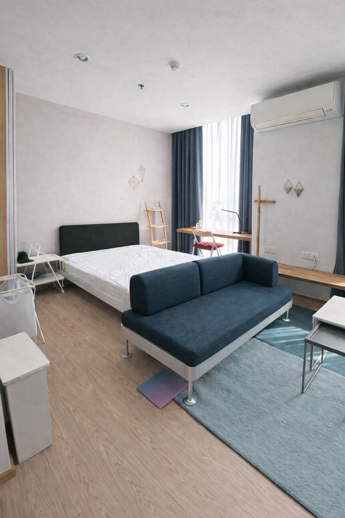 ให้เช่าคอนโดรัชดา ห้วยขวาง : 🔥Best price🔥🏢 Noble Revolve Ratchada👫 คอนโดติดถนนใหญ่ ใจกลางพระราม 9 ใกล้ห้าง Central Rama 9✨