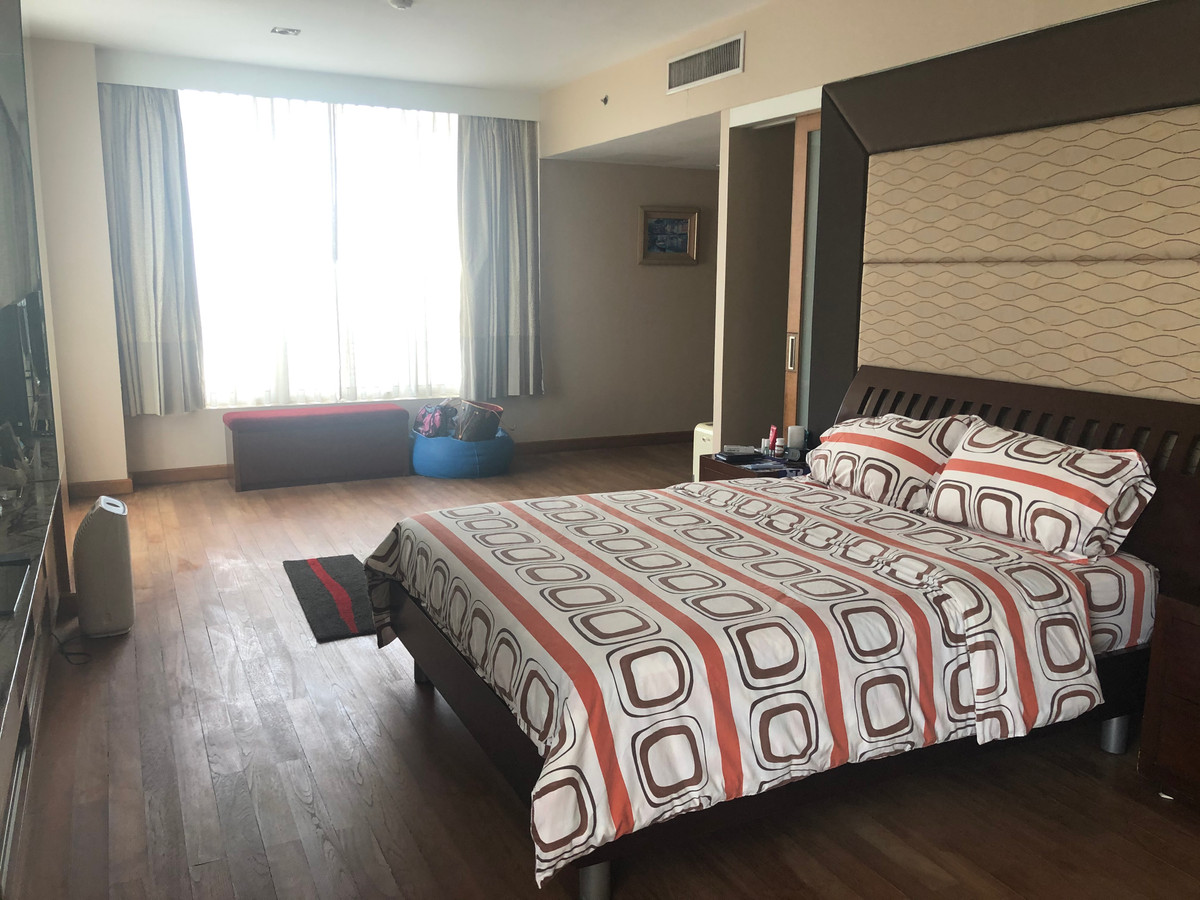 For SaleCondoWitthayu, Chidlom, Langsuan, Ploenchit : 💎🔥 [RARE ITEM] The ultimate ULTRA LUXURY investment! Penthouse Condo Langsuan 330 sq m, entire floor! Sold with tenant! Dont miss it! Langsuan Ville (Langsuan Ville) | 330 sq m (3 Bed) | 39th floor | Price 60 million baht | Free transfer fee! For purchase