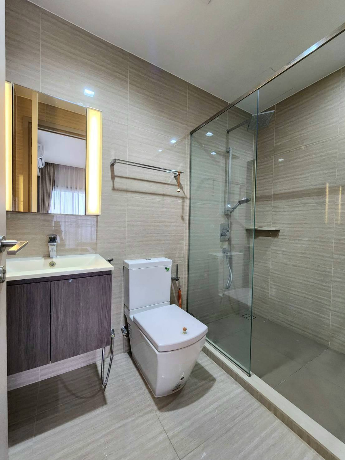 ให้เช่าคอนโดพระราม 9 เพชรบุรีตัดใหม่ RCA : 💥CP-4821💥ว่าง ให้ เช่า เดอะ ไลน์ อโศก - รัชดา  👉แอดไลน์ @primahome 