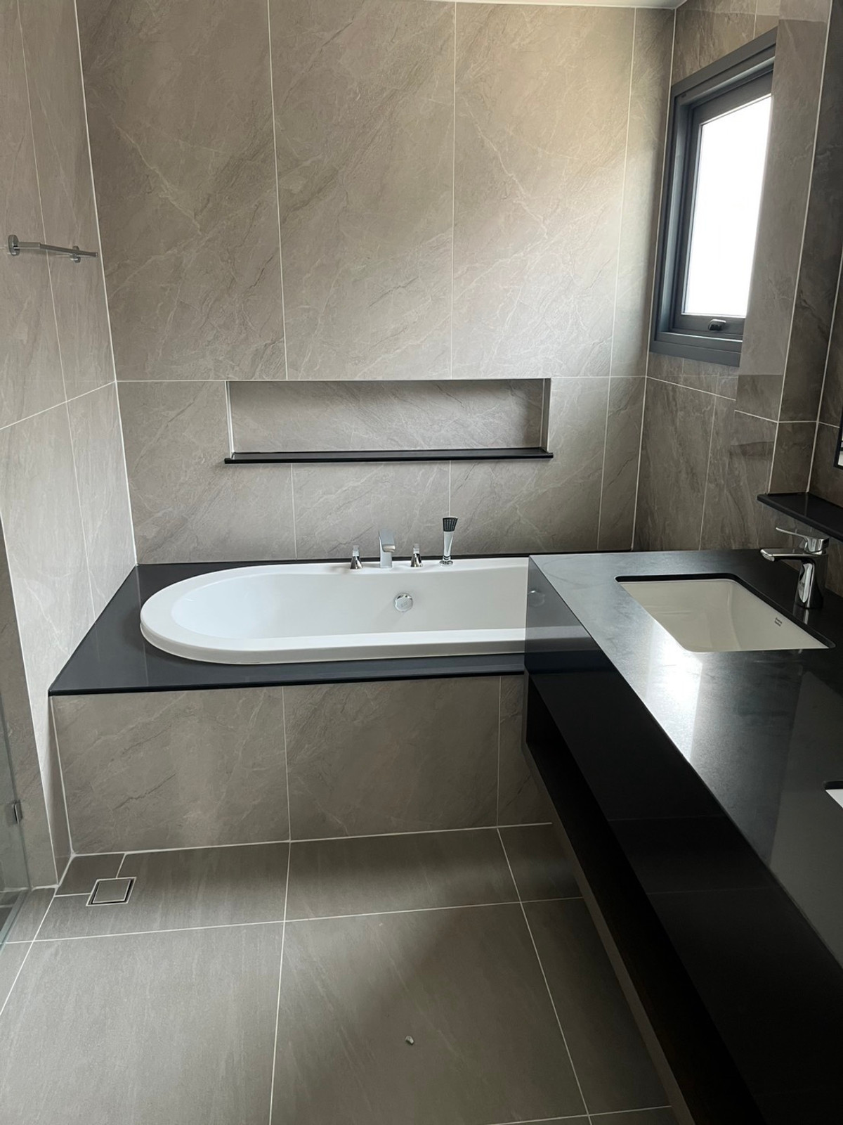 For RentHouseBangna, Bearing, Lasalle : For rent: The City Bangna 3, house near the garden.