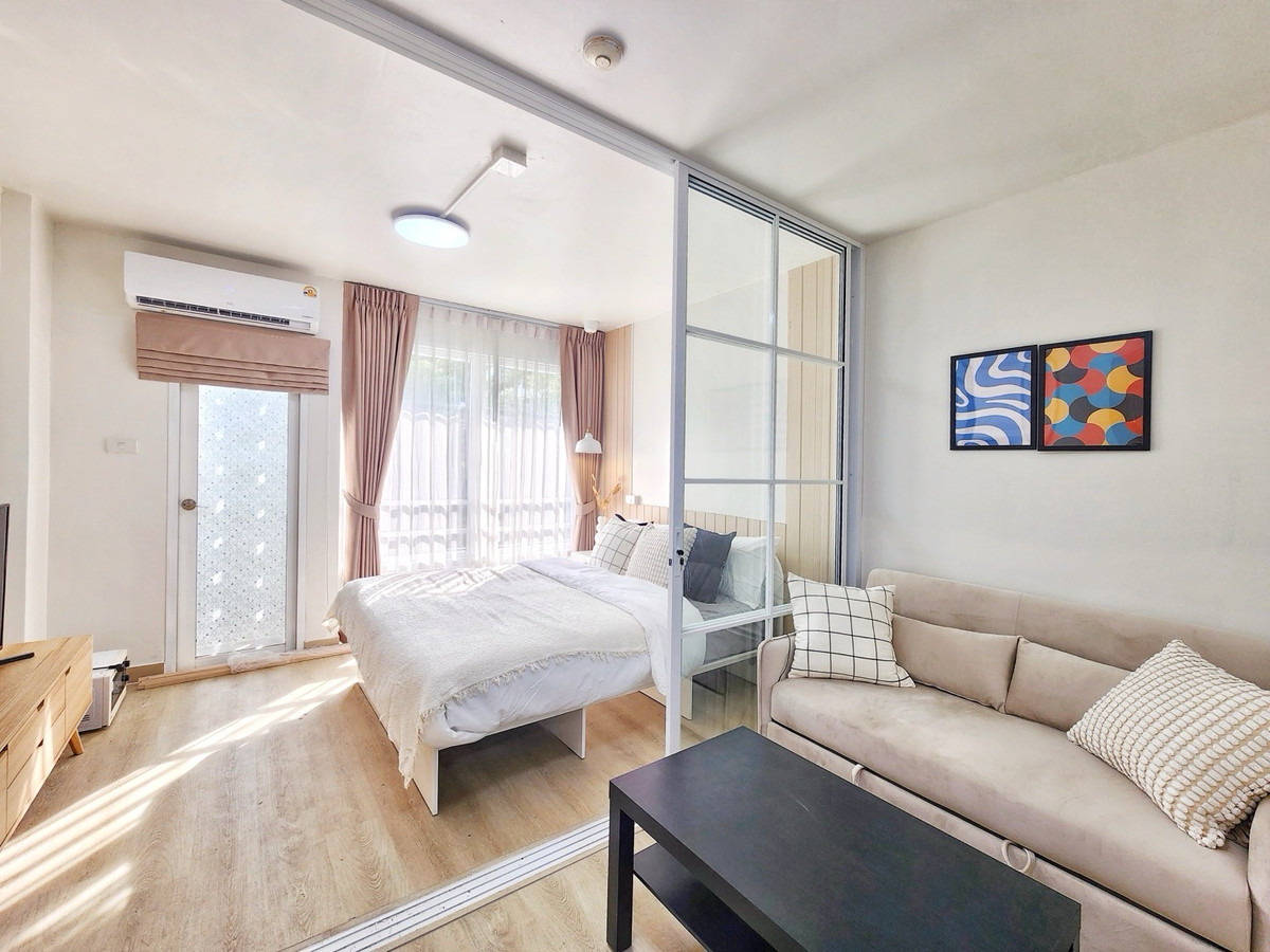 For SaleCondoRama9, Petchburi, RCA : Urgent sale I House Laguna RCA Rama 9, buy to live in yourself or buy as an investment, its very worthwhile, return 8-9% per year.