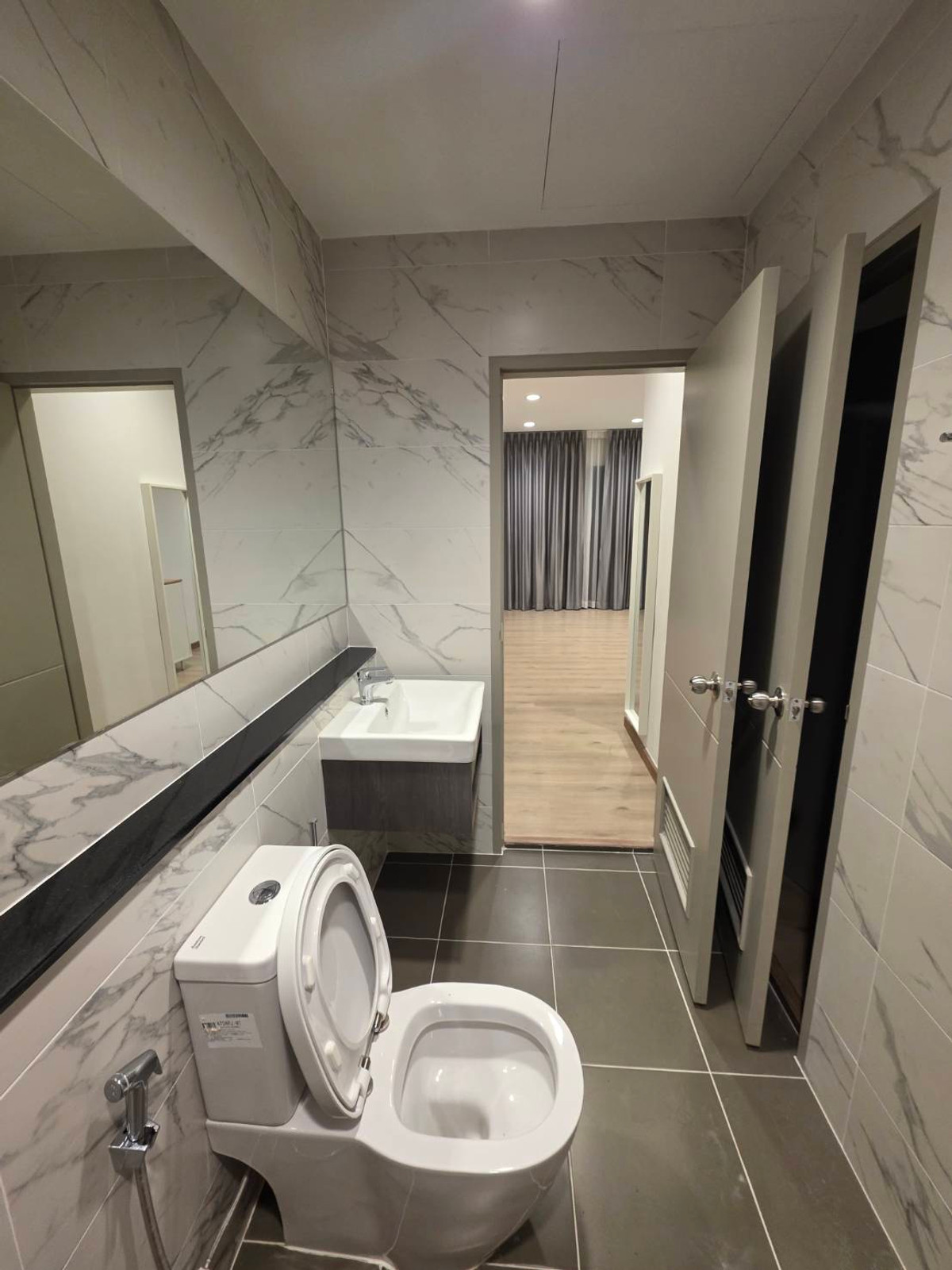 ให้เช่าทาวน์โฮมนวมินทร์ รามอินทรา : ให้เช่าทาวน์โฮม พรีเมี่ยม เพลส พหลโยธิน - รามอินทรา ใกล้ บิ๊กซี ดอนเมือง (สะพานใหม่) เพียง 5 นาที