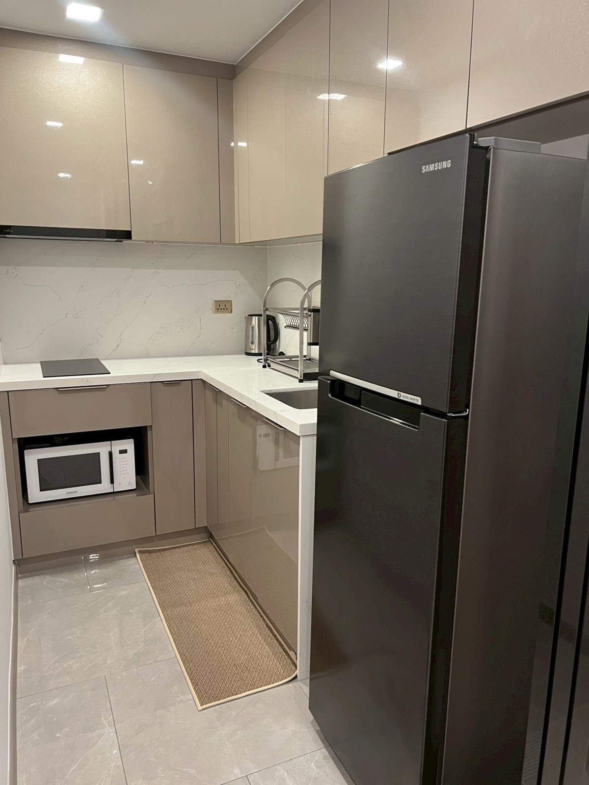 ขายคอนโดพระราม 9 เพชรบุรีตัดใหม่ RCA : ขายพร้อมผู้เช่า One9Five Rama 9  1 ห้องนอน 1 ห้องน้ำ ตึก A