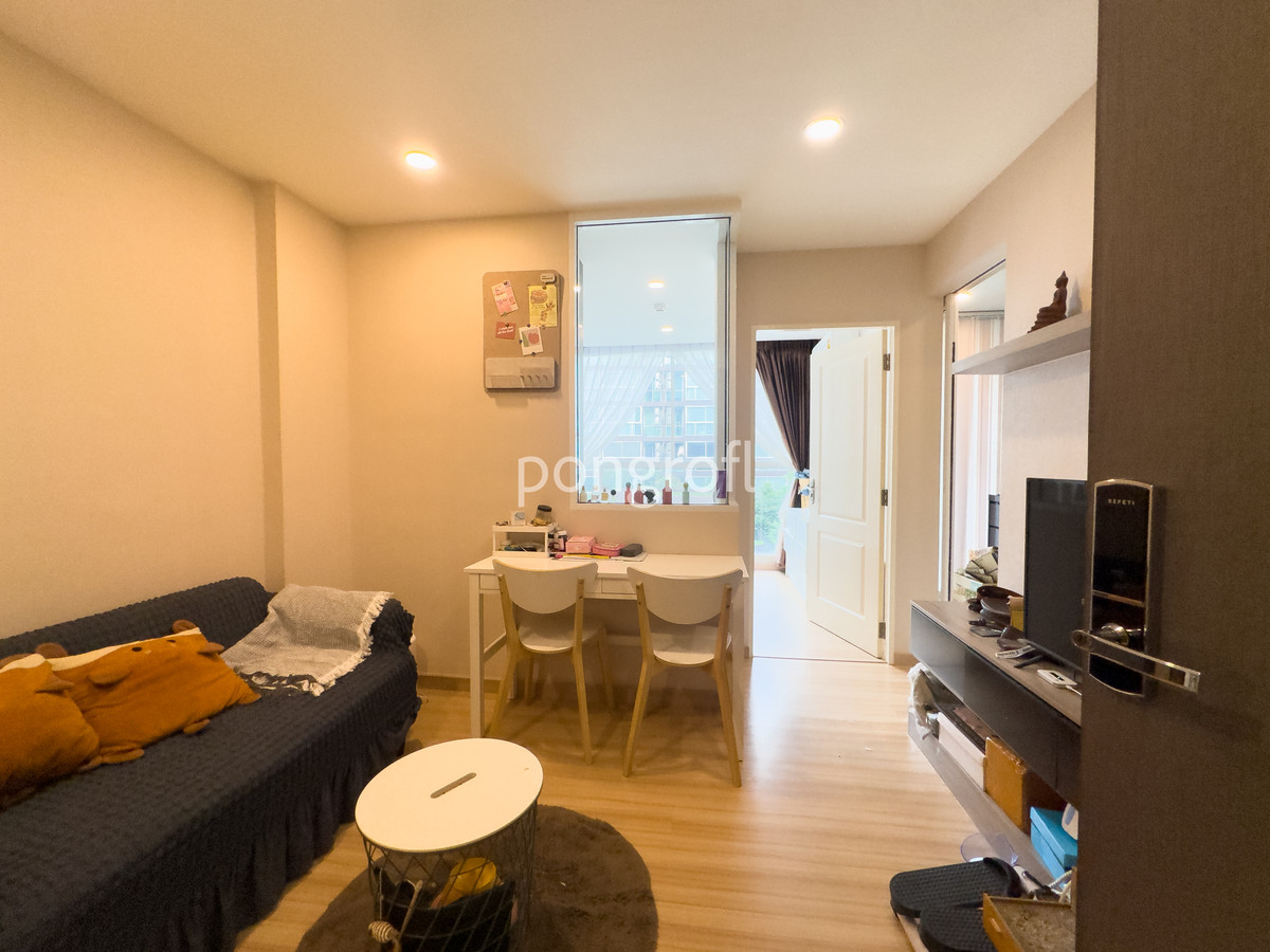 For SaleCondoPinklao, Charansanitwong : Pool view room, Chateau In Town at Charansanitwong 96/2, quiet, private | Chateau In Town Charan 96/2 near MRT