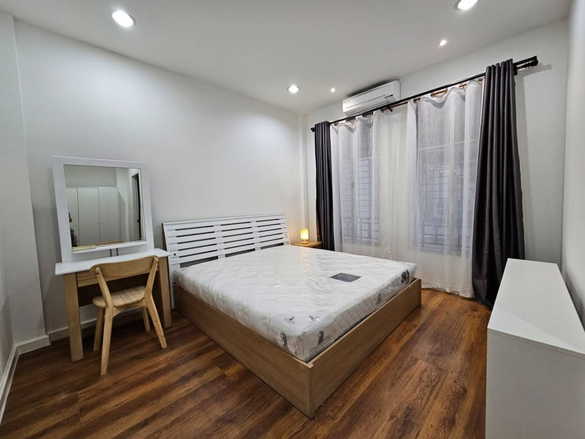 ขายบ้านพระราม 3 สาธุประดิษฐ์ : ✨ขายบ้านรีโนเวทใหม่ทั้งหลังที่บ้านกลางกรุง พระราม3 3ห้องนอน ขนาด 240ตรม. เฟอร์นิเจอร์ครบ เดินทางสะดวกใกล้จุดขึ้น-ลงทางพิเศษ