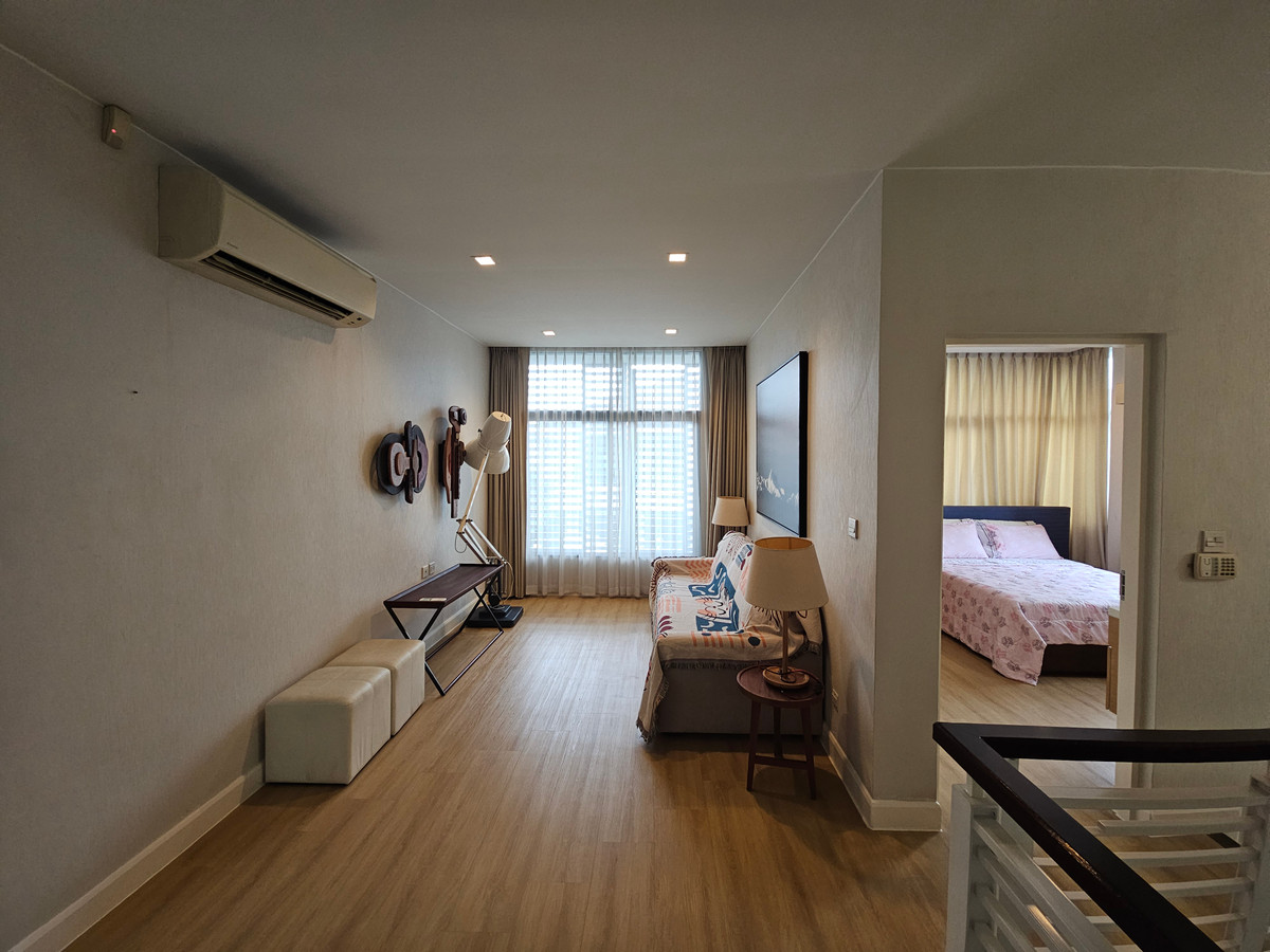 For RentHouseLadkrabang, Suwannaphum Airport : For rent Setthasiri On Nut-Srinakarin (76 sq m.) 4 bedrooms, 3 bathrooms.