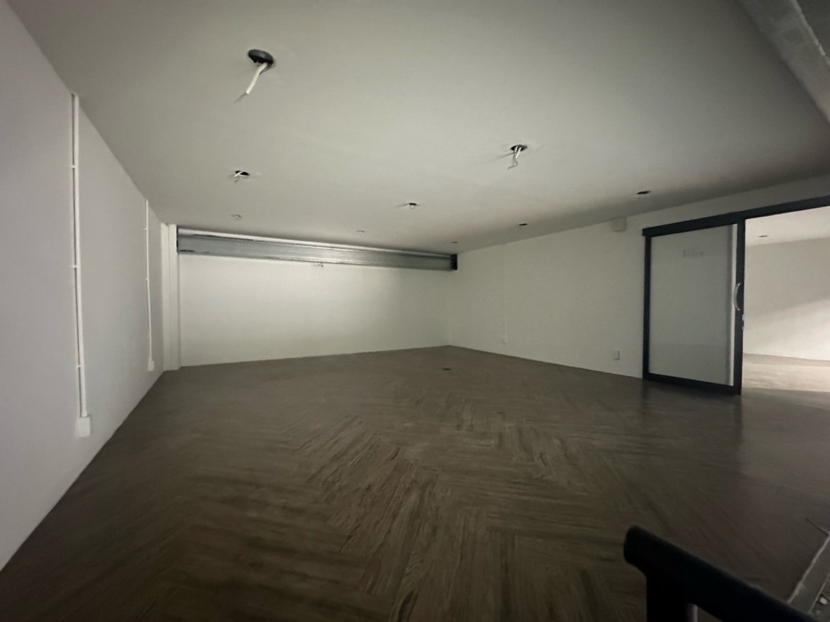 ให้เช่าโกดังเลียบทางด่วนรามอินทรา : ให้เช่า อู่ซ่อมบำรุงรถยนต์ เลียบด่วน รามอินทรา พรีเมี่ยม ฟังก์ชัน ที่จอดรถเยอะ เข้าออกได้ 24 ชั่วโมง / โรงแรมรถ โกดัง คลังสินค้า Fulfillment ก็เหมาะ