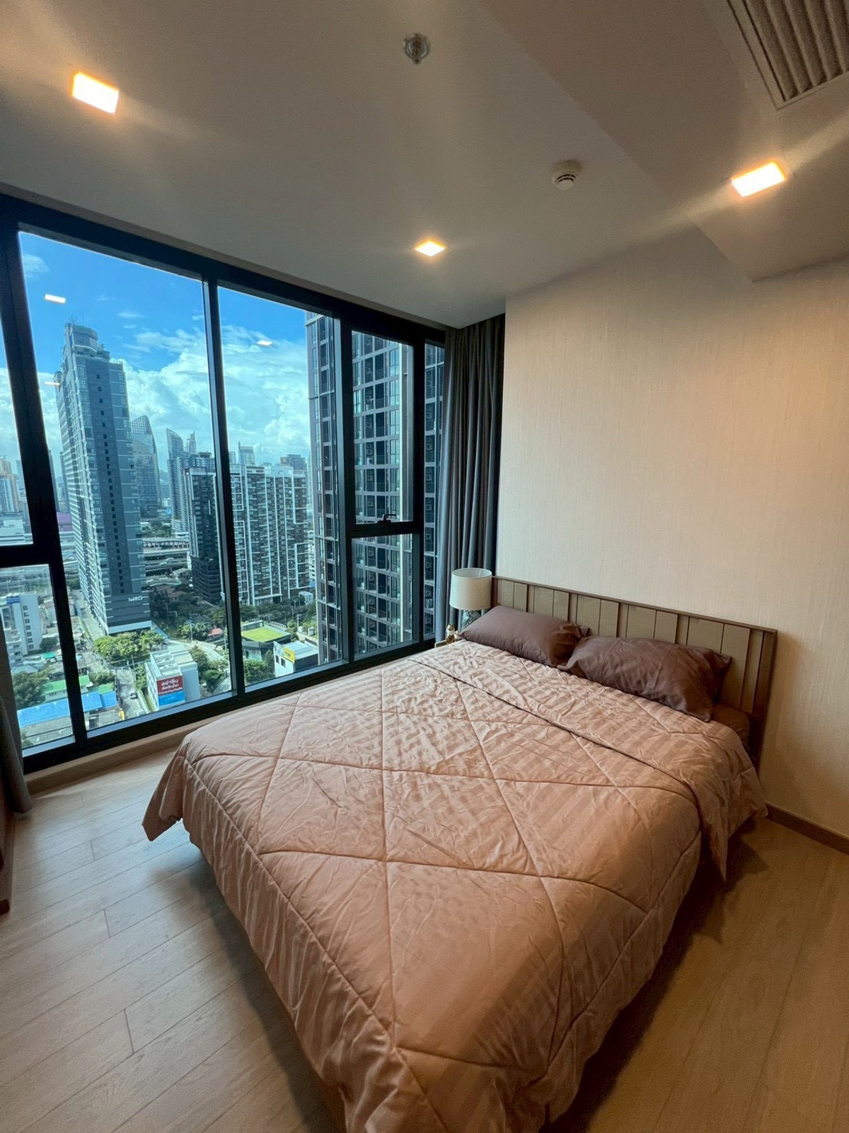 ขายคอนโดพระราม 9 เพชรบุรีตัดใหม่ RCA : ขายพร้อมผู้เช่า One9Five Rama 9  1 ห้องนอน 1 ห้องน้ำ ตึก A