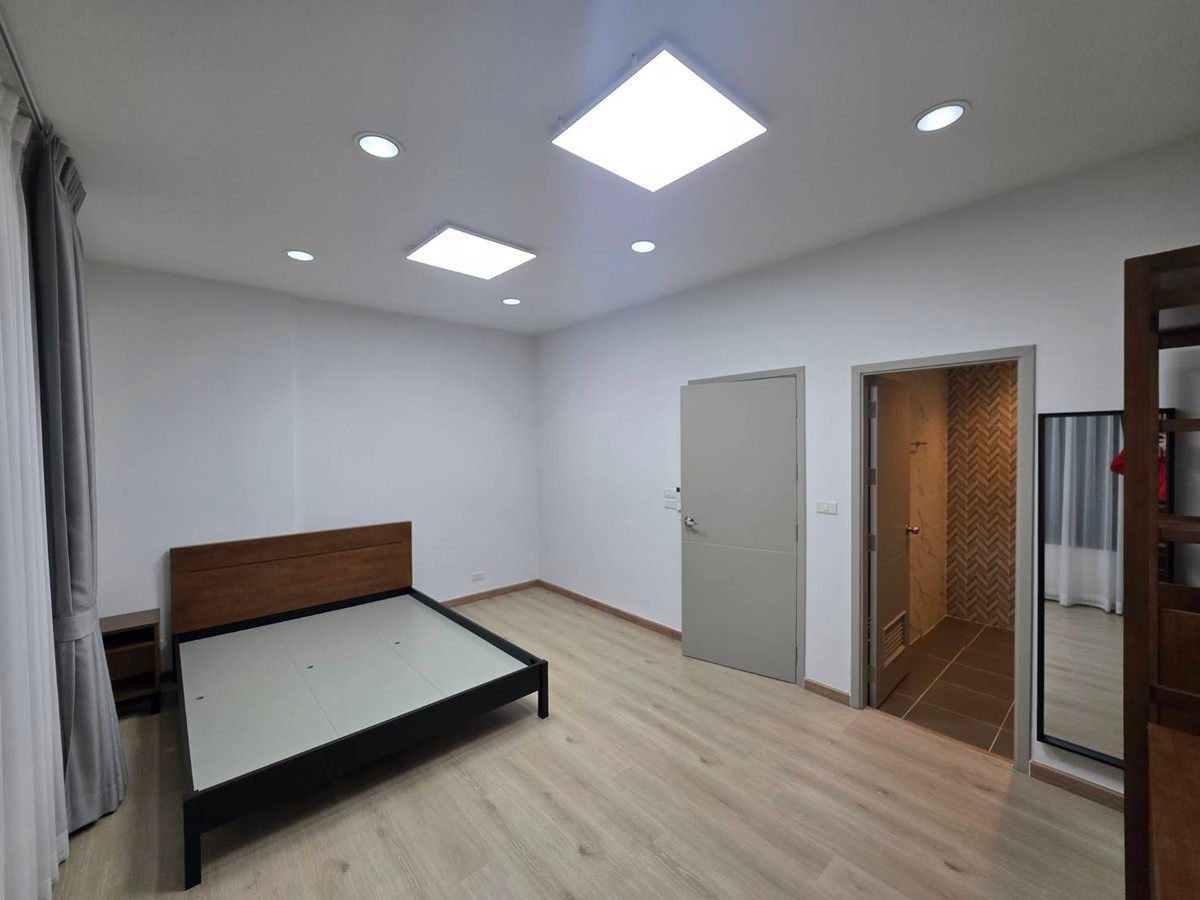 ให้เช่าทาวน์โฮมนวมินทร์ รามอินทรา : ให้เช่าทาวน์โฮม พรีเมี่ยม เพลส พหลโยธิน - รามอินทรา ใกล้ บิ๊กซี ดอนเมือง (สะพานใหม่) เพียง 5 นาที