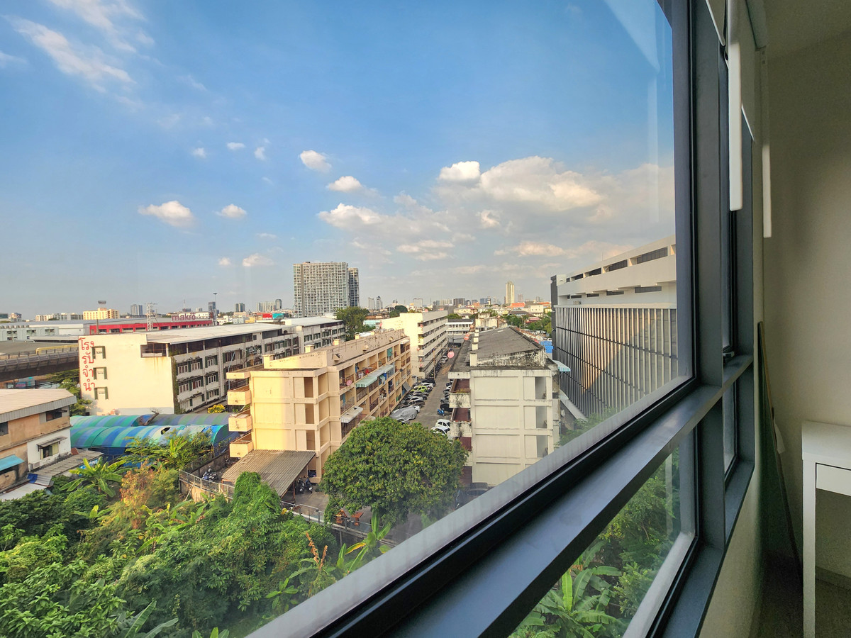 ขายคอนโดปิ่นเกล้า จรัญสนิทวงศ์ : **ขายราคาต่ำกว่าประเมิน ขายขาดทุนไปเลย ทิศเหนือ ไม่ร้อน เพดานสูง 2.65 เมตร ** ขาย The Tree จรัญ 30 ทำเล ไฟฉาย-ศิริราช สังคมดี ห้องใหม่พร้อมอยู่มาดูได้