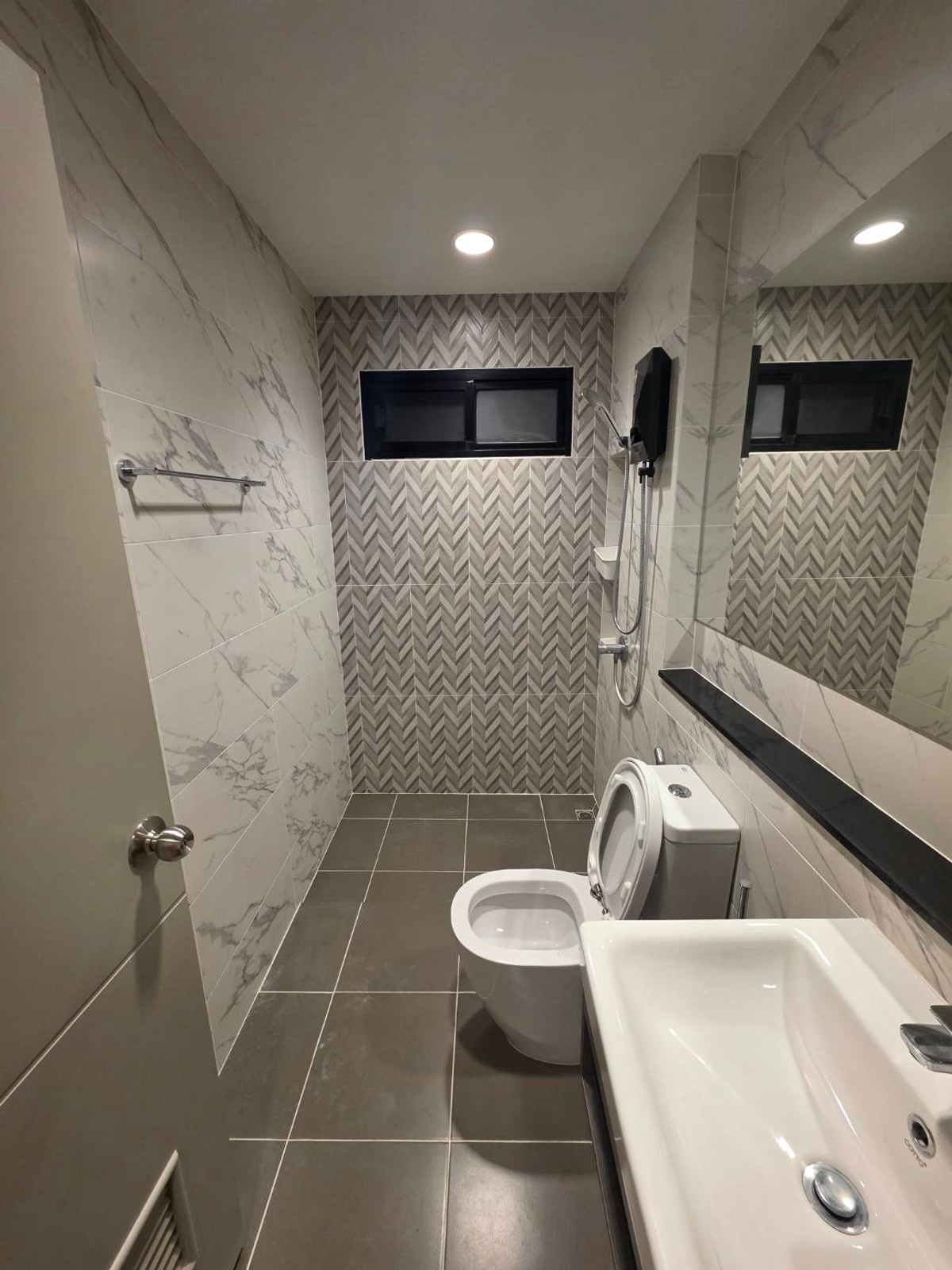 ให้เช่าทาวน์โฮมนวมินทร์ รามอินทรา : ให้เช่าทาวน์โฮม พรีเมี่ยม เพลส พหลโยธิน - รามอินทรา ใกล้ บิ๊กซี ดอนเมือง (สะพานใหม่) เพียง 5 นาที