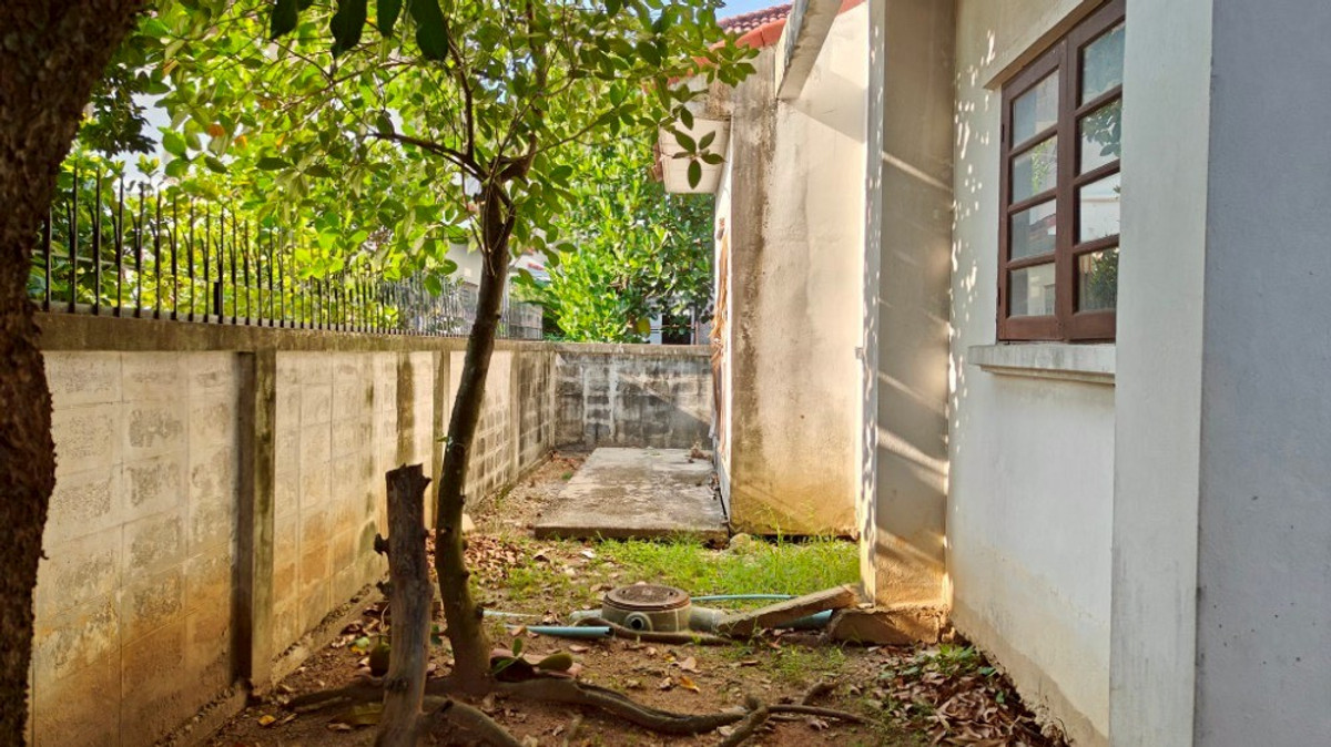 For SaleHouseMin Buri, Romklao : 2-story detached house for sale, Phetmanee Village Rat Uthit Road 18 Near the Pink Line MRT station (N.1958)