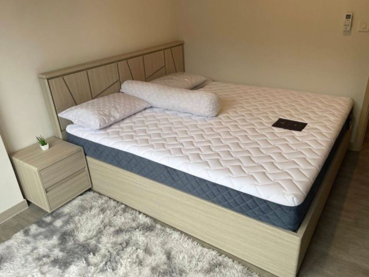 For RentCondoSathorn, Narathiwat : For rent, The Shade Sathorn 1, Building B, 7th floor.