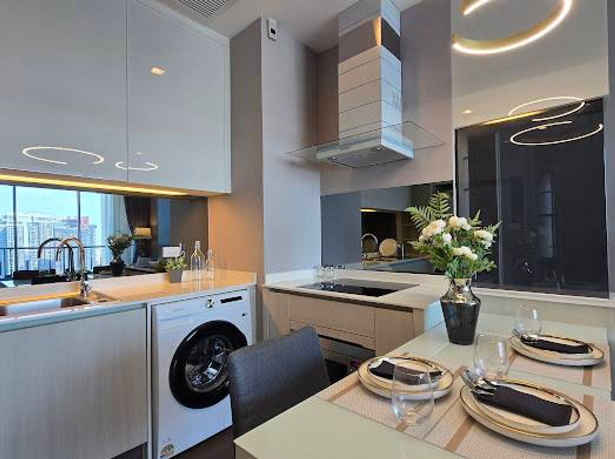 ให้เช่าคอนโดพระราม 9 เพชรบุรีตัดใหม่ RCA : Q Asoke for rent 60sqm 2beds 2baths 48,000 per month 