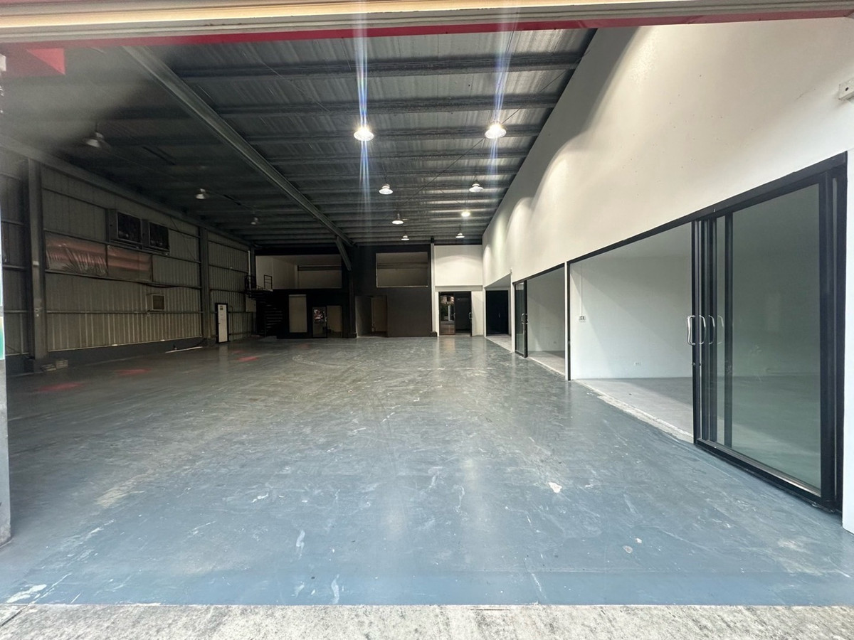 ให้เช่าโกดังเลียบทางด่วนรามอินทรา : ให้เช่า อู่ซ่อมบำรุงรถยนต์ เลียบด่วน รามอินทรา พรีเมี่ยม ฟังก์ชัน ที่จอดรถเยอะ เข้าออกได้ 24 ชั่วโมง / โรงแรมรถ โกดัง คลังสินค้า Fulfillment ก็เหมาะ