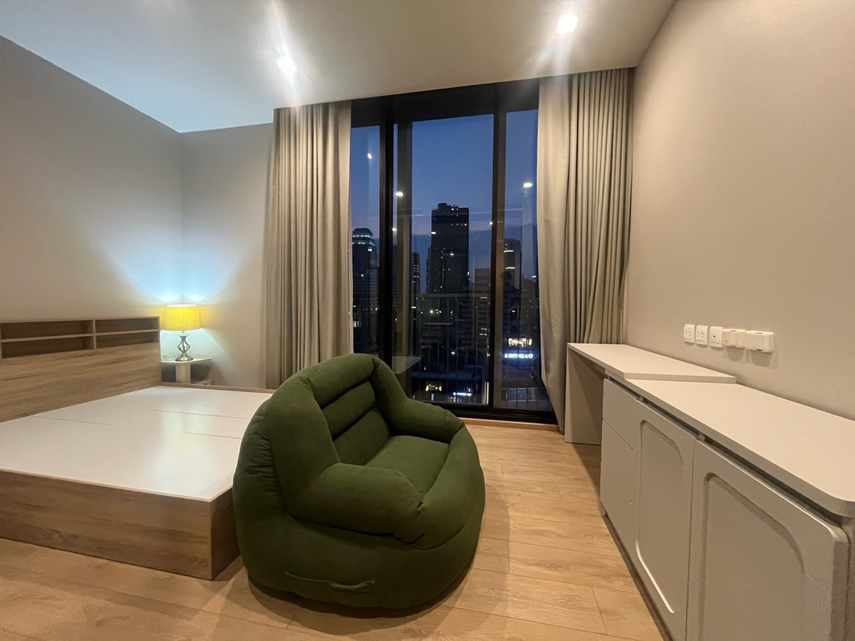 คอนโดสุขุมวิท อโศก ทองหล่อ : For Sale or Rent (ขายหรือเช่า) noble Around33 ห้องใหม่ไม่เคยอยู่ ชั้นดีเลขที่สวย 17/77 ชั้น9 