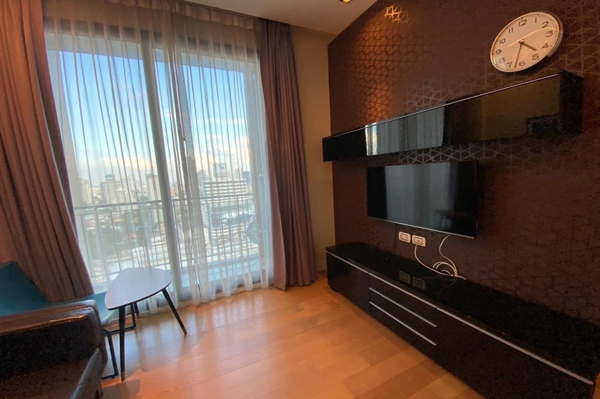 For RentCondoLadprao, Central Ladprao : 🔥 For Rent !! city view, high floor 19++, corner room!! 🔥 Code C20240301075..........Equinox Phahol Vibha, 1 bedroom, 1 bathroom, furnished, ready to move in📣📣