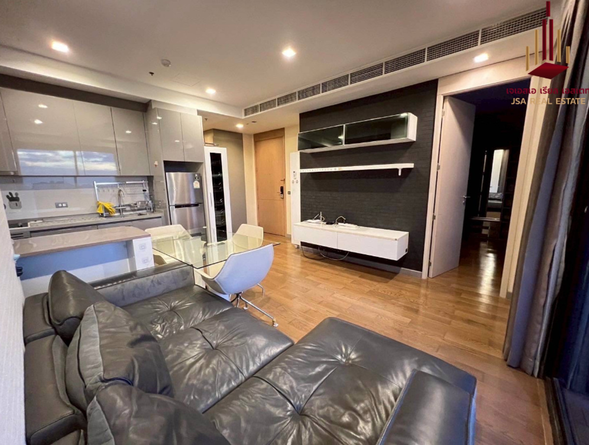 For SaleCondoRatchathewi,Phayathai : ✨ For Sale: M Phayathai Condo ✨ 💰 Only 11,499,000 THB, high floor, good view, pets allowed. Easier to rent out Best price in the building. Happy to serve you. If interested, contact Mr. James Mar.