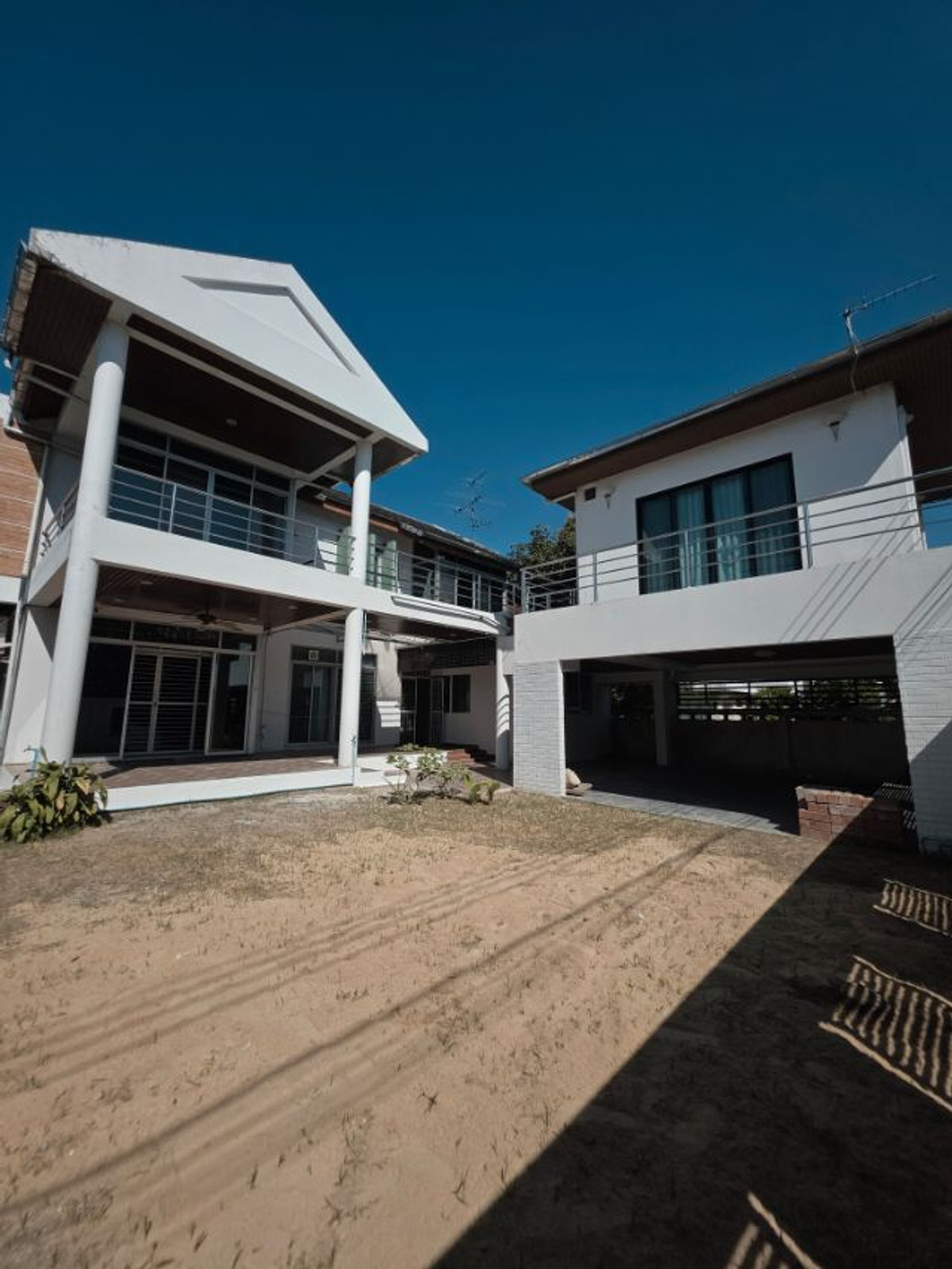 For SaleHouseVipawadee, Don Mueang, Lak Si : 75 sq m, 4 bedrooms, 4 bathrooms, 2-story detached house, Soi Chiang Kham 5/2, near Chaengwattana BTS.