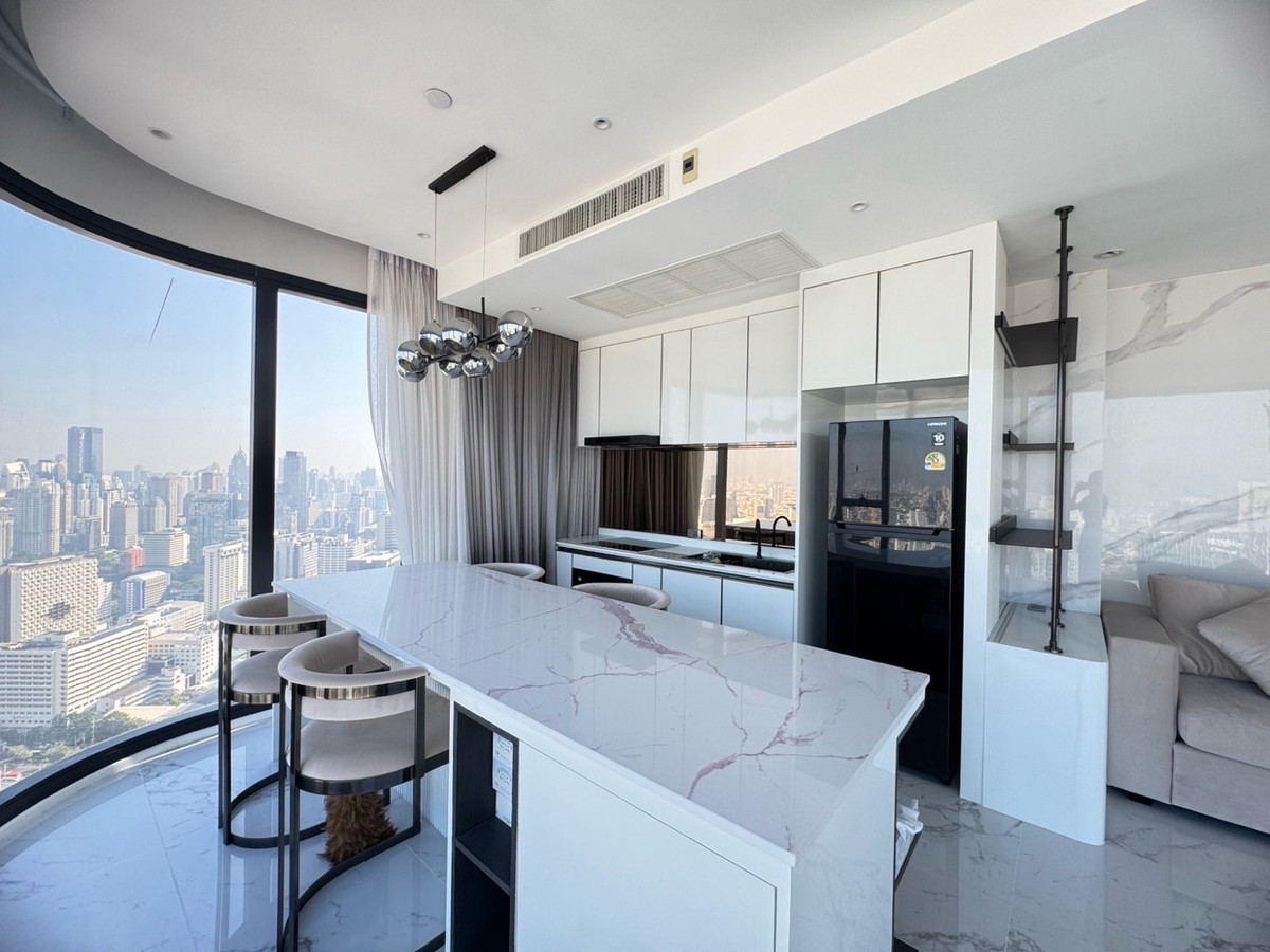 ขายคอนโดสยาม จุฬา สามย่าน : 🏙 For Sale: Ashton Chula – Silom✨ High floor unit with open city view2 Bed 2 Bath area: 65.49 sq.m.💰 Price: 21.51 MB (Million Baht)☎️contact 0646428664 (Phat)☎️contact 0946242014 (Nui)