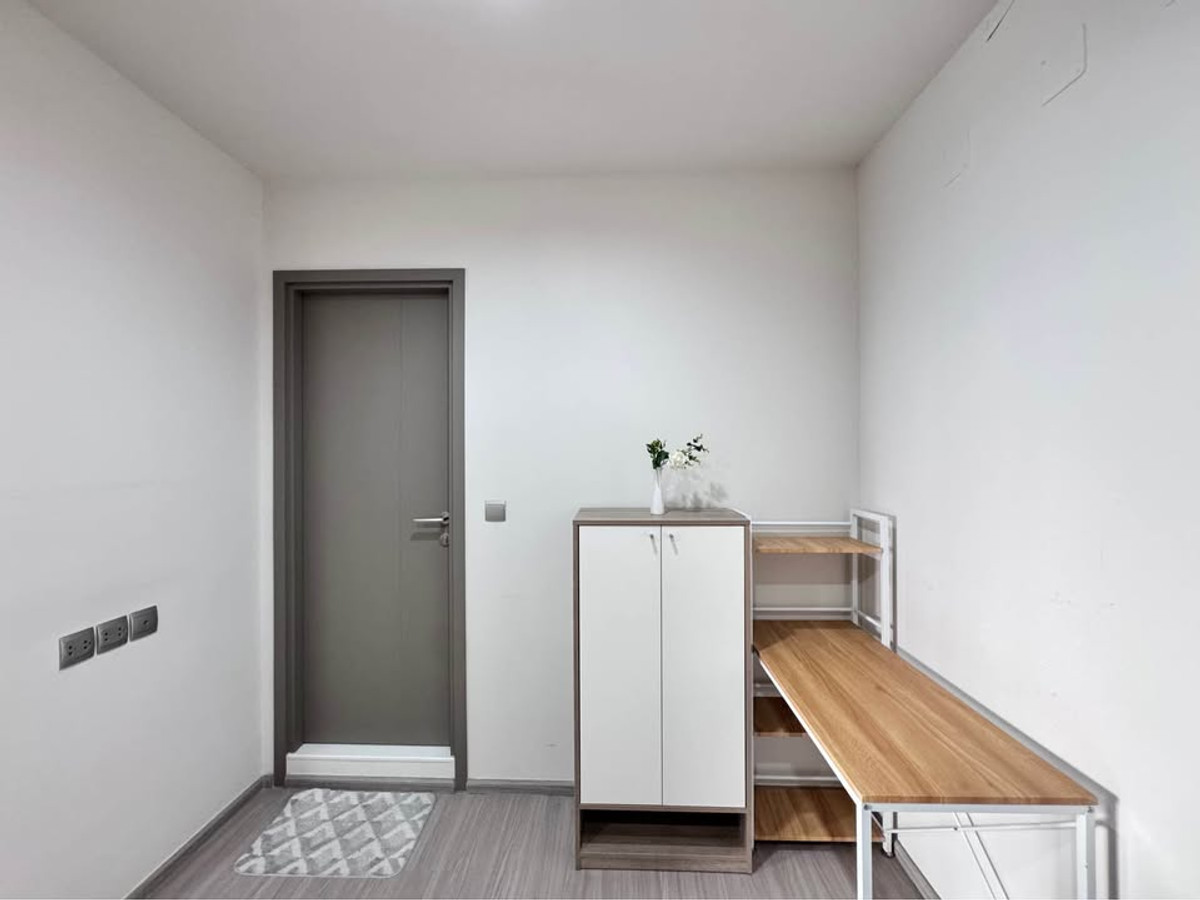 ขายคอนโดพระราม 9 เพชรบุรีตัดใหม่ RCA : ราคาดีมาก! เจ้าของรีบขาย Life Asoke Hype 1 นอน 35sqm ชั้นสูง วิวสวย ห้องสภาพดี คือต้งห้ามพลาดแล้ว ทำเลก็ดีมาก ๆ ใจกลาง MRT พระราม 9 เดินทางสะดวก สนใจติดต่อ 0876358339 