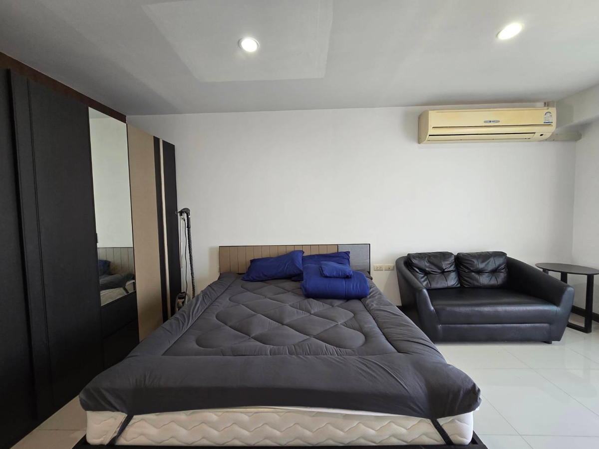 For RentCondoRama3 (Riverside),Satupadit : FOR Rent Studio has many rooms to choose from, Supalai Prima Riva, riverside condo.