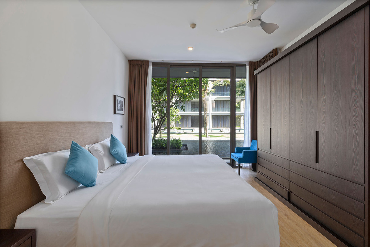 ขายคอนโดภูเก็ต :  3 ห้องนอน ที่ Baan Maikhao Beachfront Penthouse