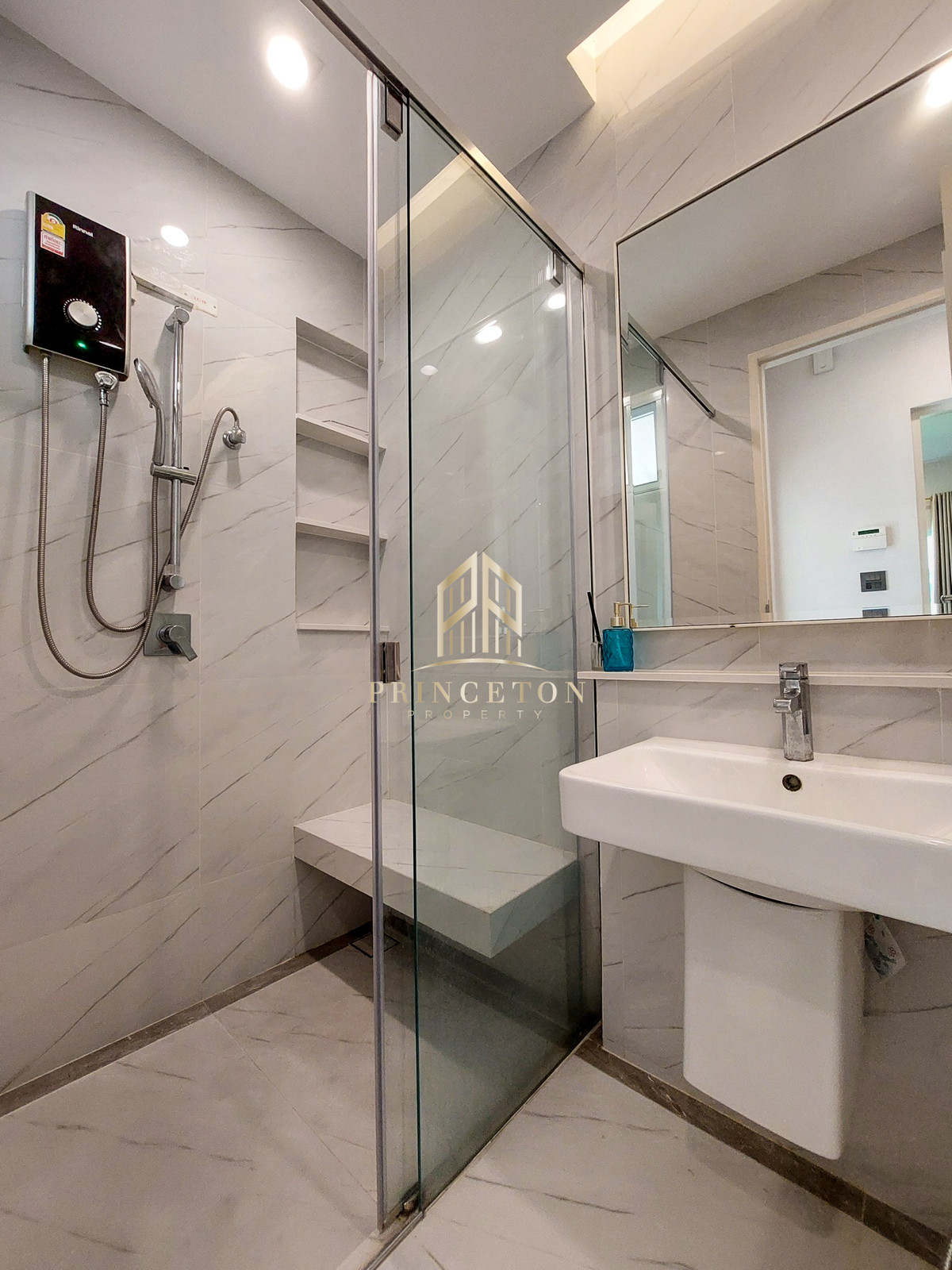 บ้านบางนา แบริ่ง ลาซาล : ขายหรือให้เช่า บ้านเดี่ยว นันทวัน บางนา กม.7 Size S  📞092-4252445 Nantawan Bangna km.7