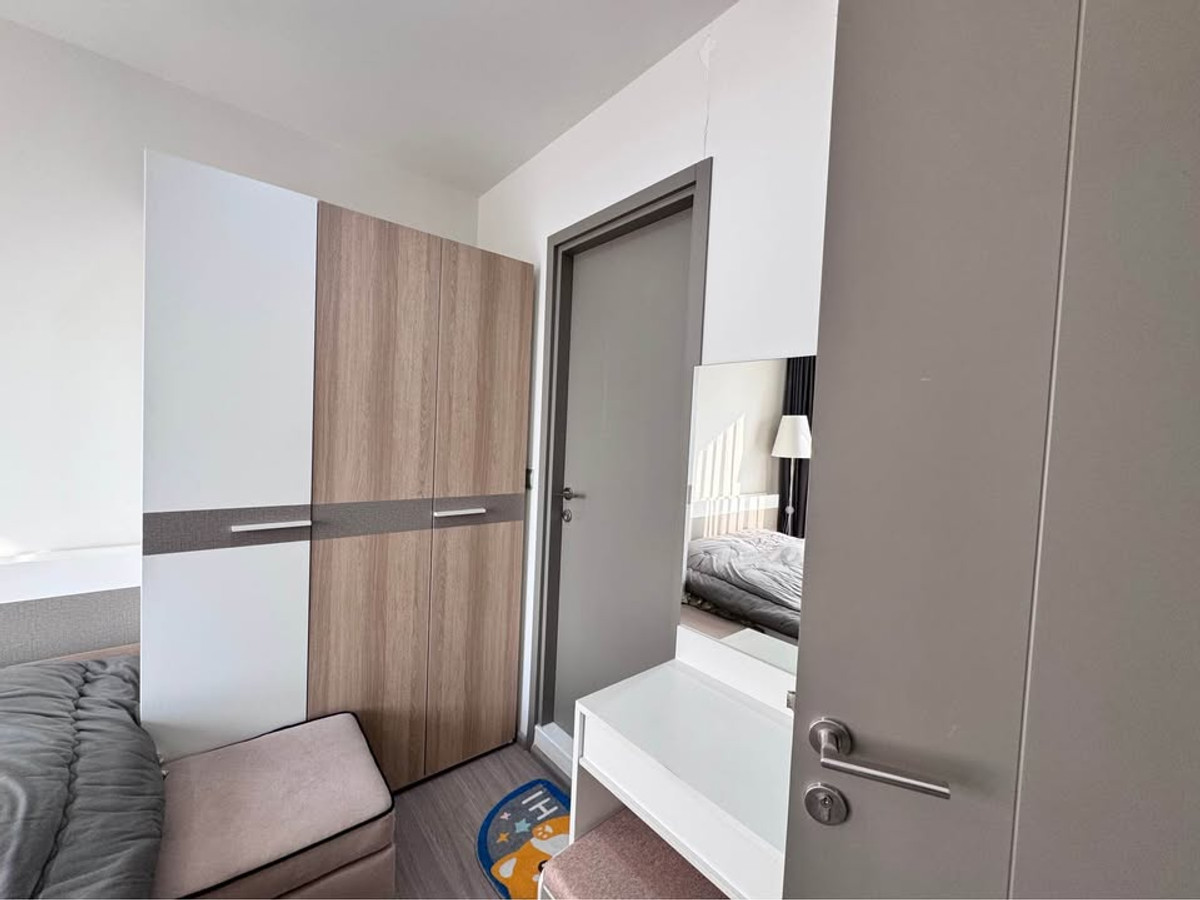 ขายคอนโดพระราม 9 เพชรบุรีตัดใหม่ RCA : ราคาดีมาก! เจ้าของรีบขาย Life Asoke Hype 1 นอน 35sqm ชั้นสูง วิวสวย ห้องสภาพดี คือต้งห้ามพลาดแล้ว ทำเลก็ดีมาก ๆ ใจกลาง MRT พระราม 9 เดินทางสะดวก สนใจติดต่อ 0876358339 