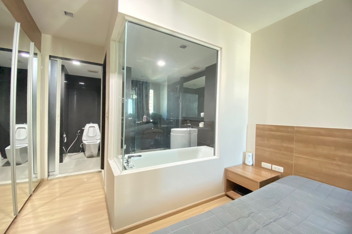 For RentCondoSathorn, Narathiwat : 🔥 สำหรับเช่า !! ชั้นสูง 31++, คอนโดวิวแม่น้ำ, ส่วนกลางวิวแม่น้ำ!! 🔥 Code C20221201104..........Rhythm Sathorn, 1 ห้องนอน, 1 ห้องน้ำ, แต่งครบ, พร้อมเข้าอยู่📣📣