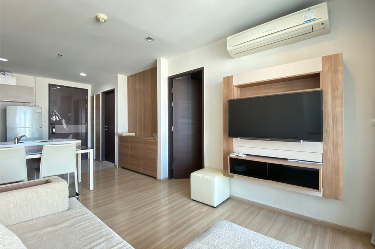 For RentCondoSathorn, Narathiwat : 🔥 สำหรับเช่า !! ชั้นสูง 31++, คอนโดวิวแม่น้ำ, ส่วนกลางวิวแม่น้ำ!! 🔥 Code C20221201104..........Rhythm Sathorn, 1 ห้องนอน, 1 ห้องน้ำ, แต่งครบ, พร้อมเข้าอยู่📣📣