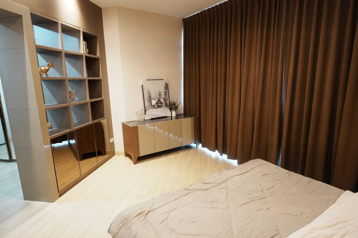 For SaleCondoWongwianyai, Charoennakor : 🔥 Sale with tenant !! Condominium by the Chao Phraya River!! 🔥 Code C20230800431..........Baan Sathorn Chaopraya, 2 bedroom, 2 bathroom, furnished, Special Deal!!📣📣